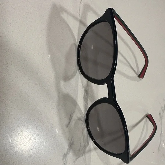 Gucci sunglasses - Picture 5 of 7
